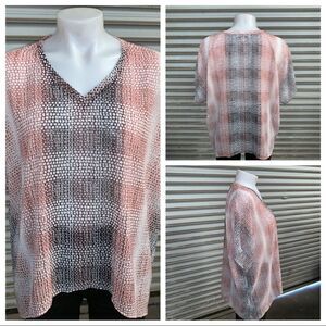 Cabi short sleeve sheer light weight top